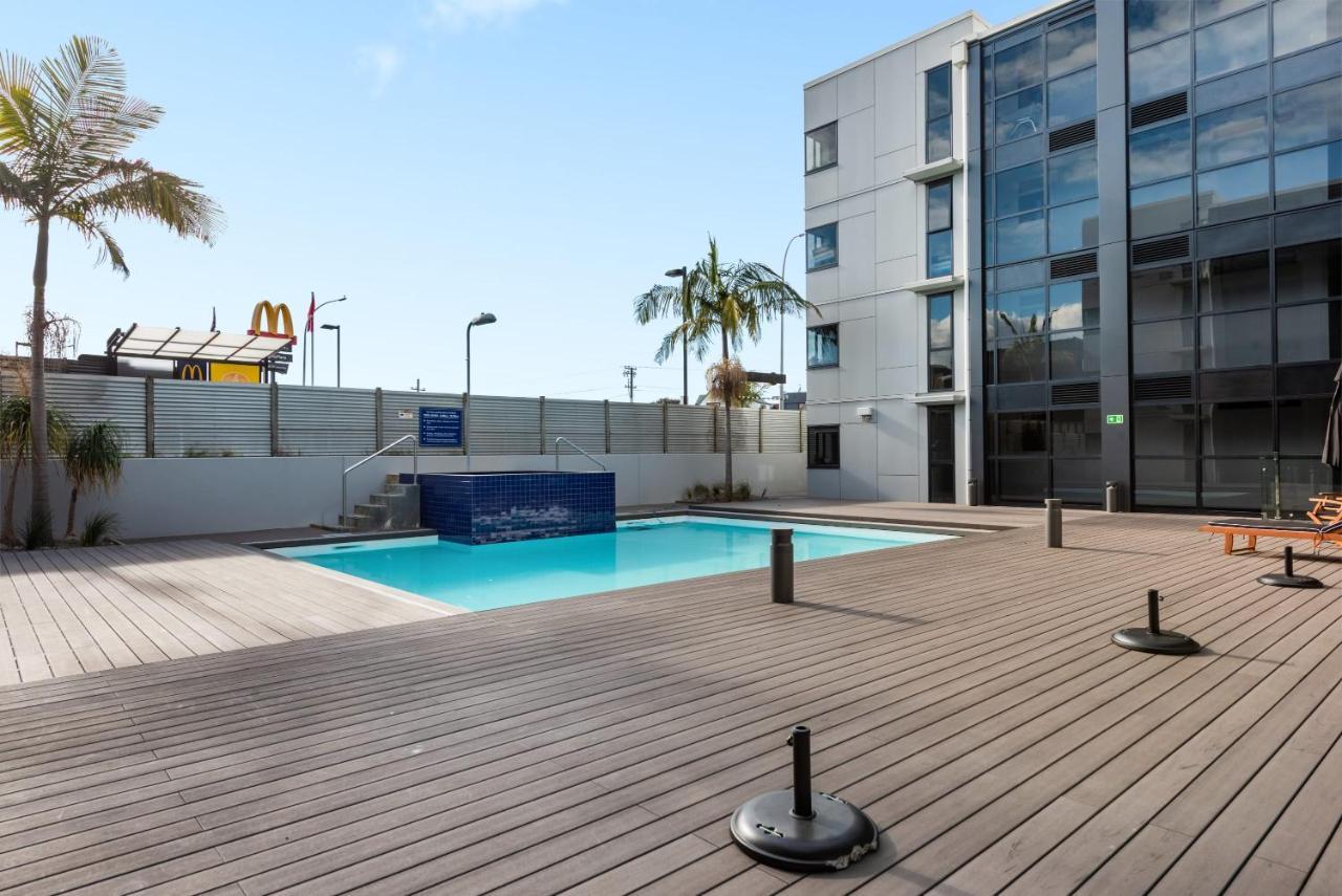 Central Mount Apartment, Quiet And Spacious With Pool Mount Maunganui Eksteriør bilde