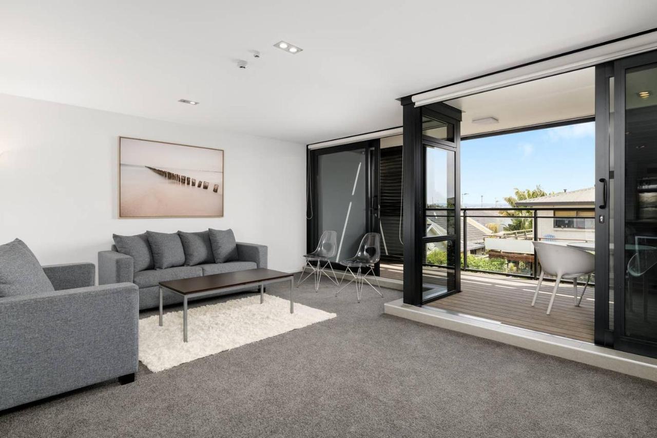 Central Mount Apartment, Quiet And Spacious With Pool Mount Maunganui Eksteriør bilde